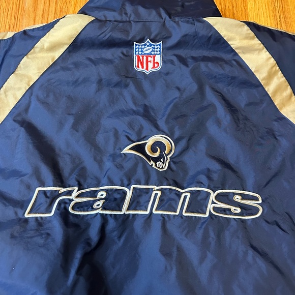 LA Rams jacket - Picture 5 of 8
